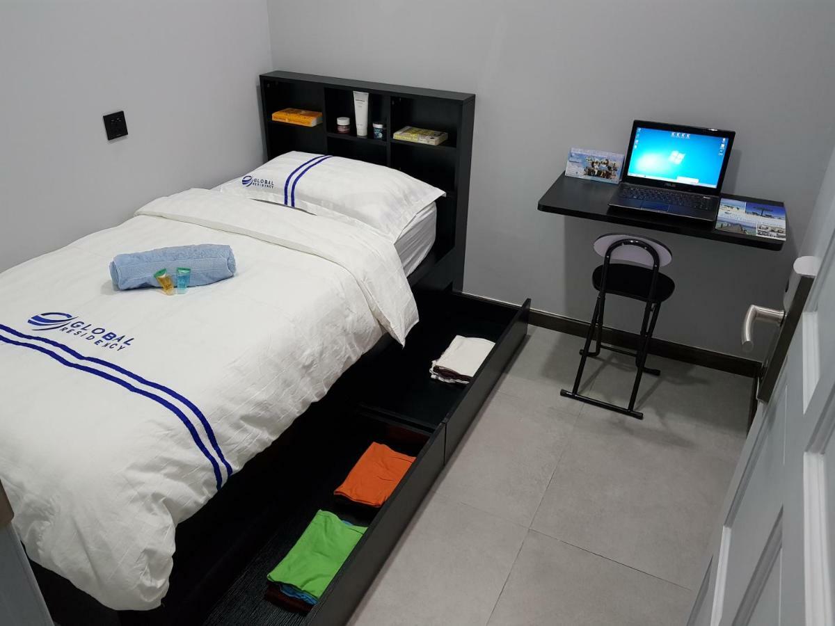 Global Residency Hotel Kota Kinabalu Exterior foto